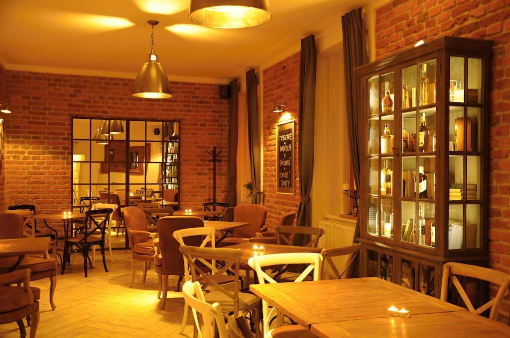 Time Cafe & Penzion Příbram Dış mekan fotoğraf