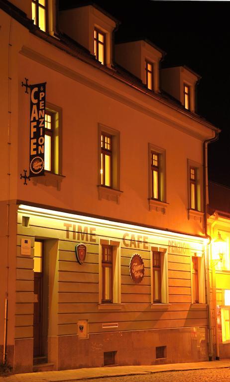 Time Cafe & Penzion Příbram Dış mekan fotoğraf